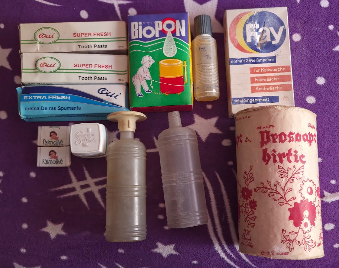 Lot Memorabilia RSR – Produse de Îngrijire și Menaj – Anii '70-'80 – Autentice