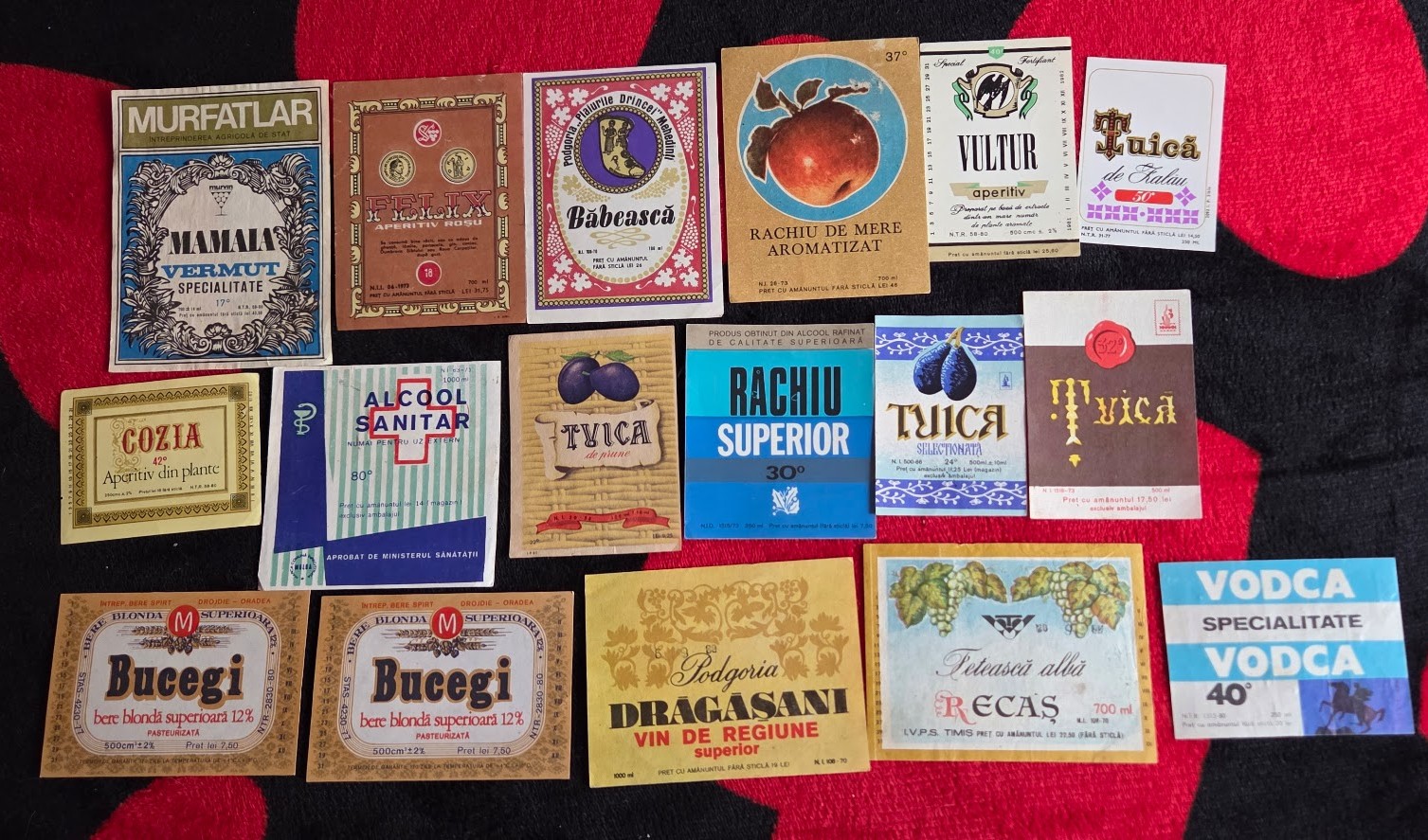 Lot Rar de Etichete Vintage – Băuturi Perioada Socialistă (Anii '70-'80)